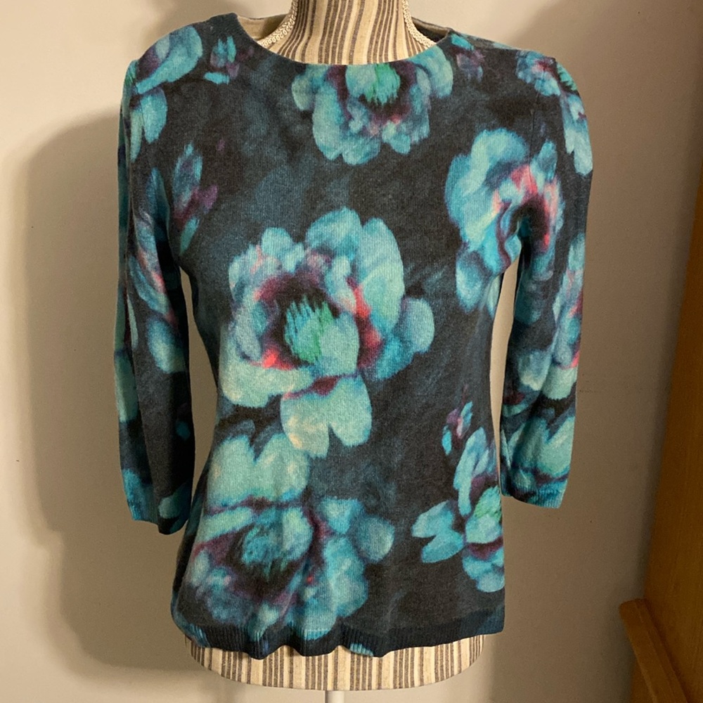 Vintage cashmere sweater. Runs like a small